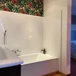 Spacieuse Avec Piscine Au Milieu Des Vignes ヴィラ