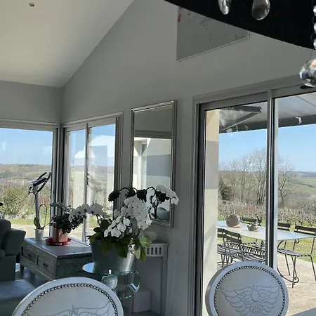 Spacieuse Avec Piscine Au Milieu Des Vignes Villa